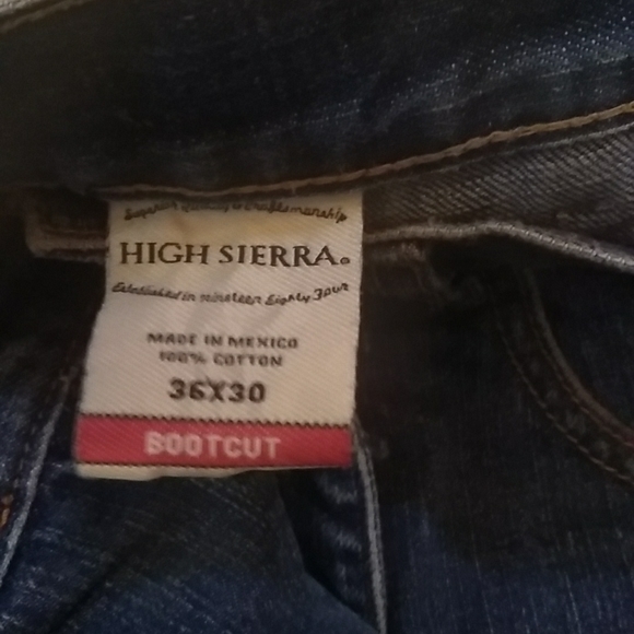High serra jeans - Picture 3 of 3